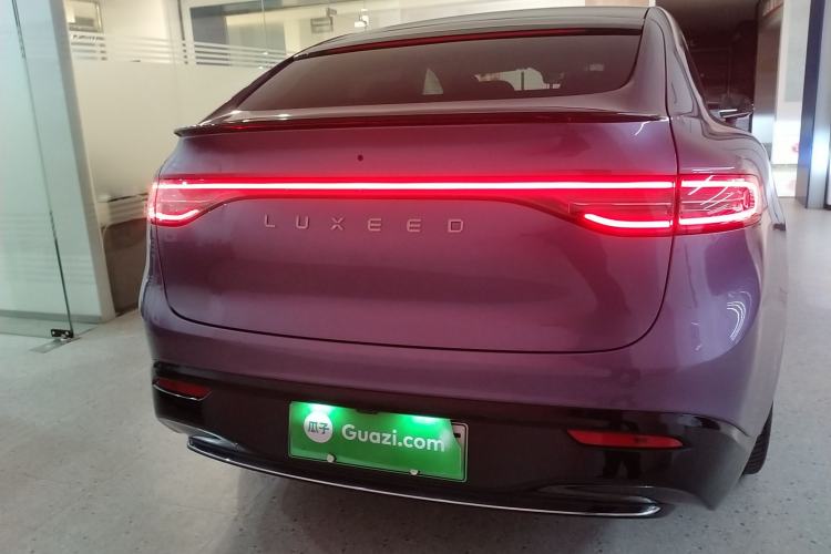 Used Hima Luxeed R7 2025 Extended-Range 331km Ultra
