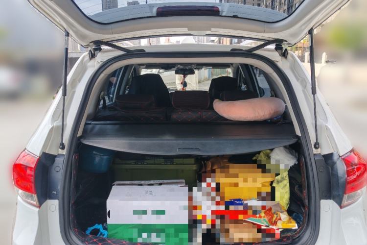 Used Haval H6 2014 Upgraded Model 2.0T Diesel Manual 4x4 Elite Version Trunk