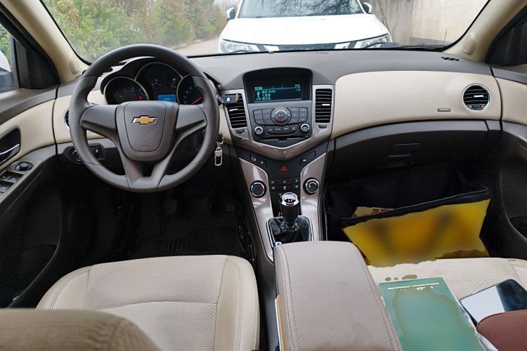 Used Chevrolet Cruze 2015 1.5L Classic SE MT