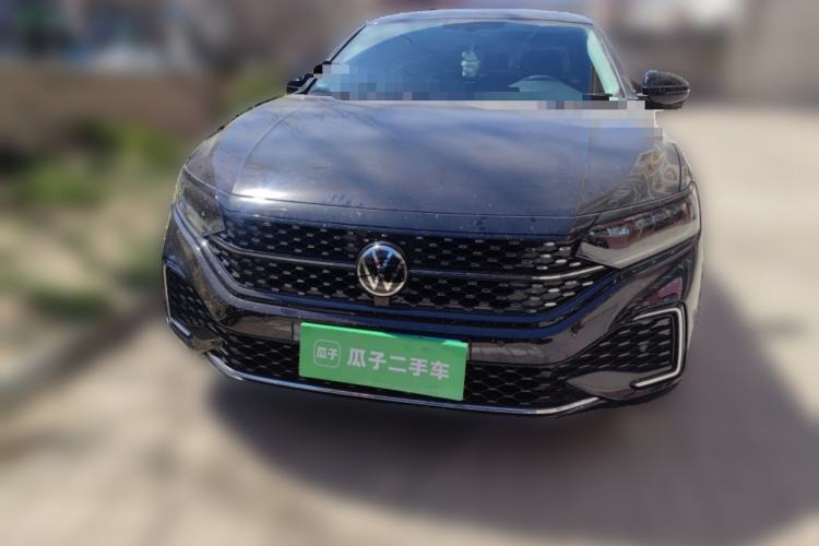 Used Volkswagen Passat 2025 Outstanding Model 380TSI Starry Dragon Edition
