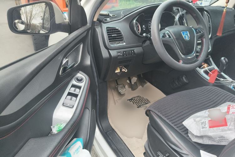 Used Baojun 560 2016 1.5T Manual Luxury Model