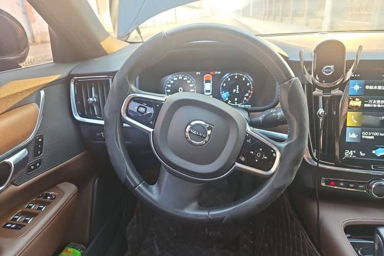 Used Volvo S90 2021 B5 Zhiyi Luxury Edition
