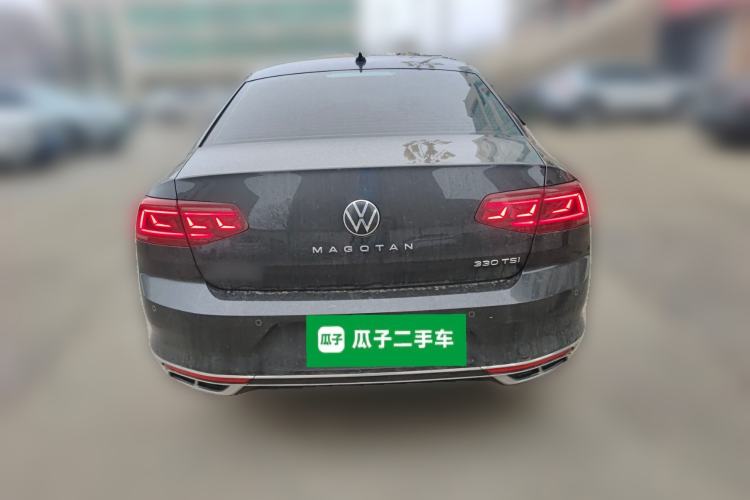 Used Volkswagen Magotan 2024 2 Million Units Zhongxiang Version 330TSI DSG Luxury Edition
