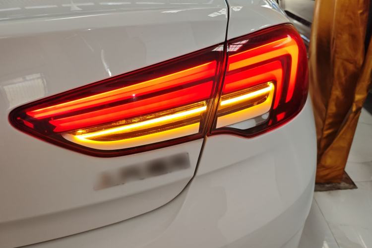 Used Buick Regal 2020 552T Elite Edition Right Rear Taillight