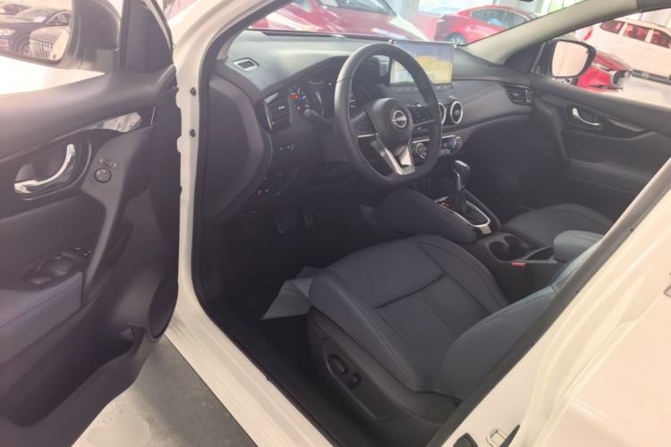 Used Nissan Qashqai 2025 Honor 2.0L CVT XV+ Leading Edition
