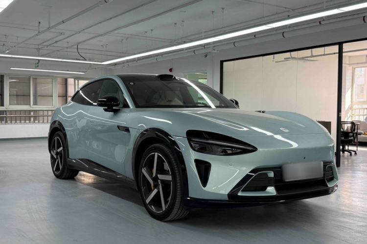 Used Xiaomi Auto YU7 2025 Ultra-Long Range High-Performance All-Wheel-Drive Max Edition
