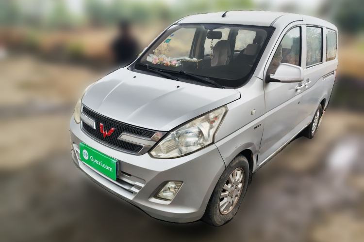 Used Wuling Rongguang V 2016 1.5L Standard Version
