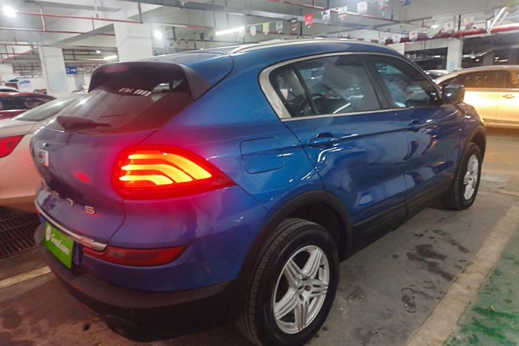 Used Qoros 5 2018 Revised Version 1.6T Automatic Leading Edition
