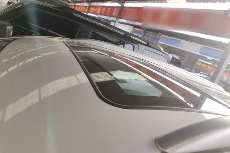 Used Haima V70 2016 2.0L Manual - Comfort Edition 6 Seats
