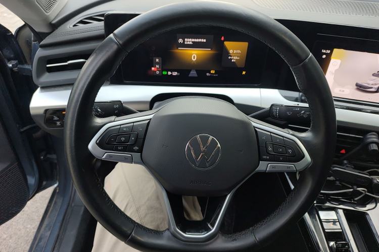 Used Volkswagen Lamando 2023 Lavida L 280TSI DSG Spicy Edition
