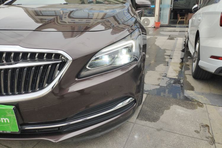Used Buick LaCrosse 2018 28T Luxury Model
