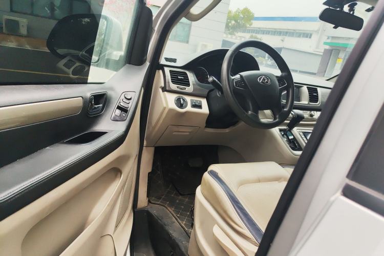 Used SAIC MAXUS G10 2019 PLUS 2.0T Automatic Elite Edition China V Standard Driver Seat