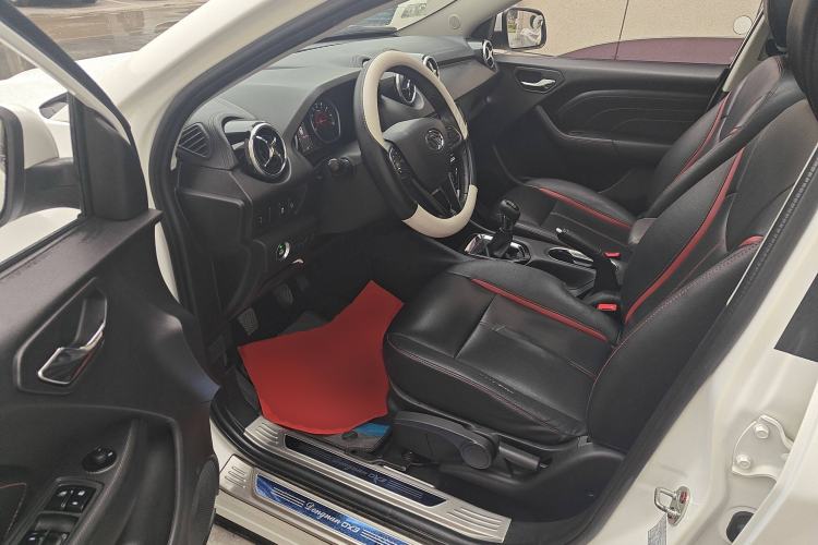 Used Soueast DX3 2016 1.5L Manual Luxury Edition