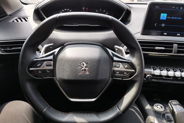 Used Peugeot 4008 2019 350THP First Edition Steering Wheel