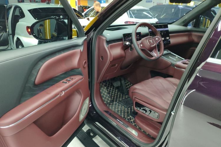 Used VOYAH Titan 2026 Model Max+ Driver Seat