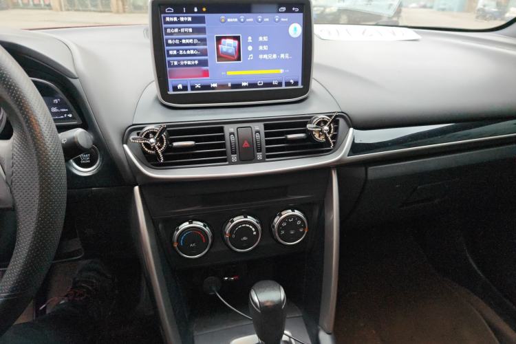 Used Mazda CX-4 2016 2.0L Automatic 2WD Blue Sky Dynamic Edition Interior 4