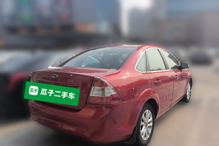 Used Ford Focus 2012 Sedan Classic 1.8L Automatic Base Model