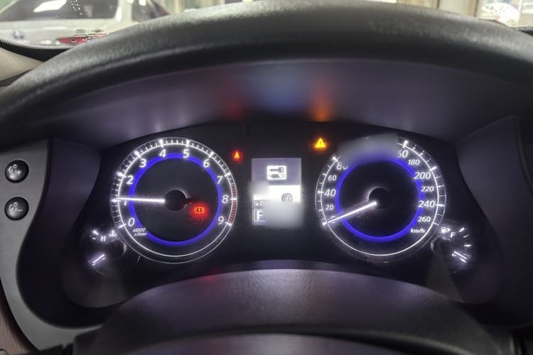 Used Infiniti QX50 2015 2.5L Enjoyment Edition Interior 8