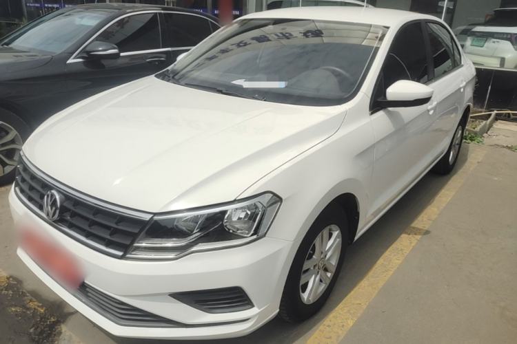 Used Volkswagen Jetta 2017 1.5L Manual Fashion Edition