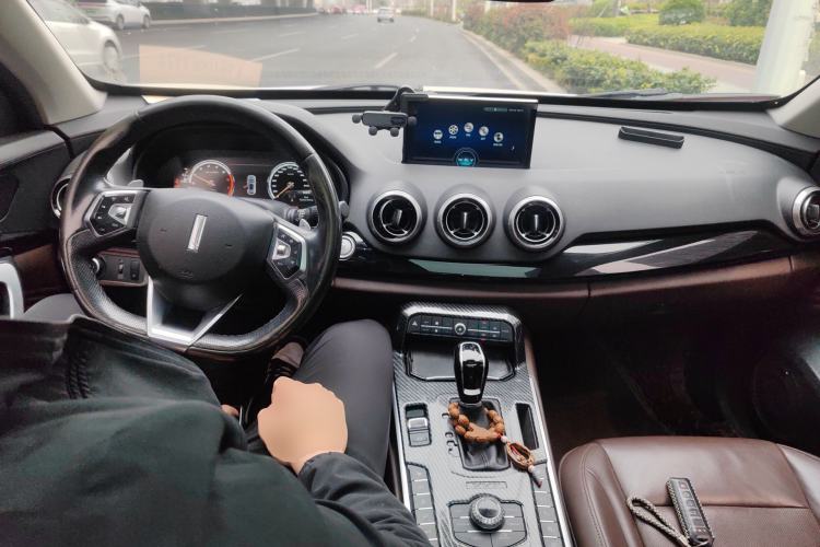 Used Wey VV7 2017 2.0T Flagship Model
