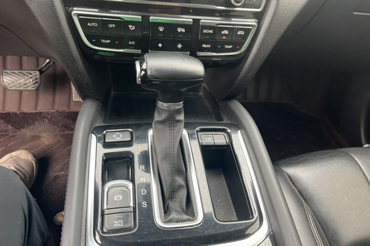 Used GAC Trumpchi GS8 2017 320T Four-Wheel Drive Luxury Smart Connectivity Version (7 Seats)