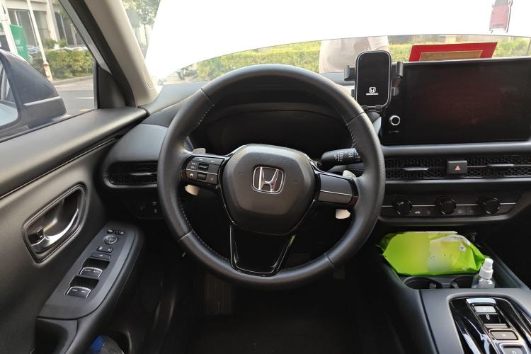 Used Honda HR-V 2023 2.0L eHEV Dynamic Speed Version Steering Wheel