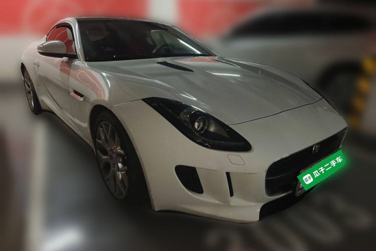 Used Jaguar F-TYPE 2016 3.0 SC Hardtop Version Front Right 45 Deg