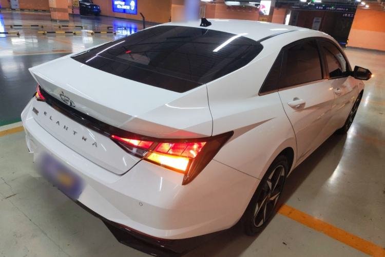 Used Hyundai Elantra 2021 1.5L CVT GLX Elite Edition
