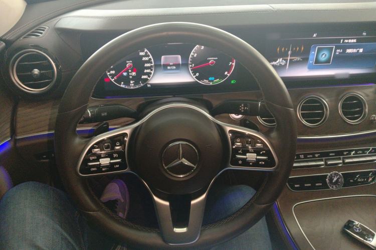 Used Mercedes-Benz E-Class 2020 E 260 L
