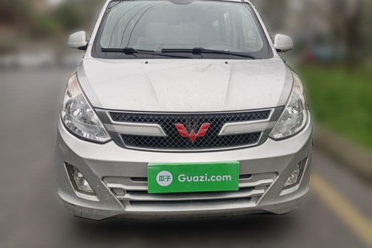 Used Wuling Rongguang V 2018 1.5L Standard Version
