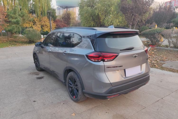 Used Chevrolet Orlando 2020 Light Hybrid Redline 530T Automatic Enjoyment Edition (5+2 Models)