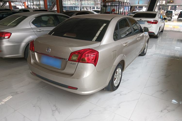 Used Buick Excelle 2013 1.5L Automatic Classic Model
