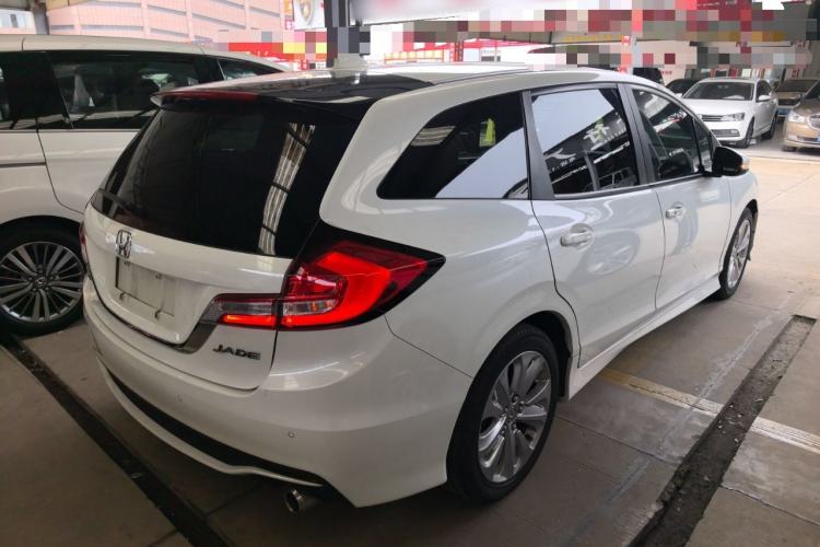 Used Honda Jade 2017 1.8L automatic Comfort version 5 seats Rear Right 45 Deg