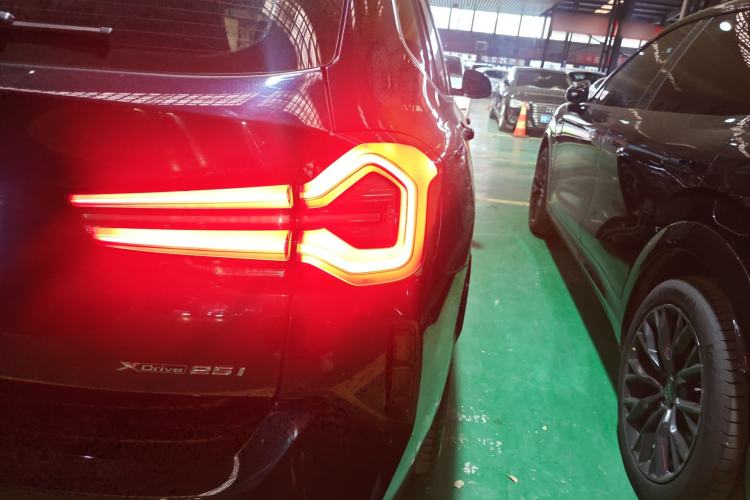 Used BMW X3 2023 xDrive25i M Sport Package
