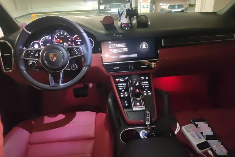 Used Porsche Cayenne 2023 Cayenne 3.0T Platinum Edition Center Console