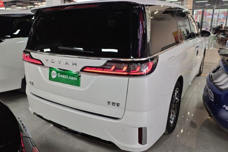 Used VOYAH Dream 2024 PHEV Ultra-Long Range Flagship Edition