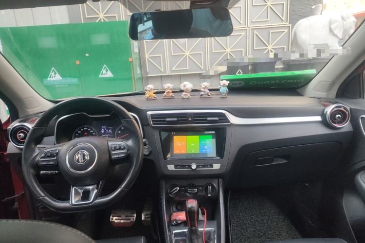 Used MG ZS 2017 1.5L Automatic Luxury Edition Center Console