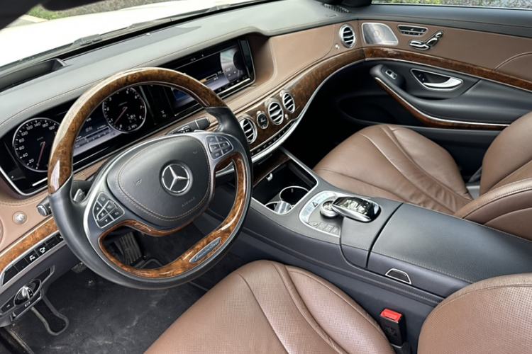 Used Mercedes-Benz S-Class 2014 S 400 L Luxury Model
