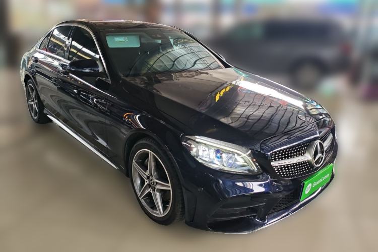 Used Mercedes-Benz C-Class 2019 C 300 L Sport Edition Front Right 45 Deg