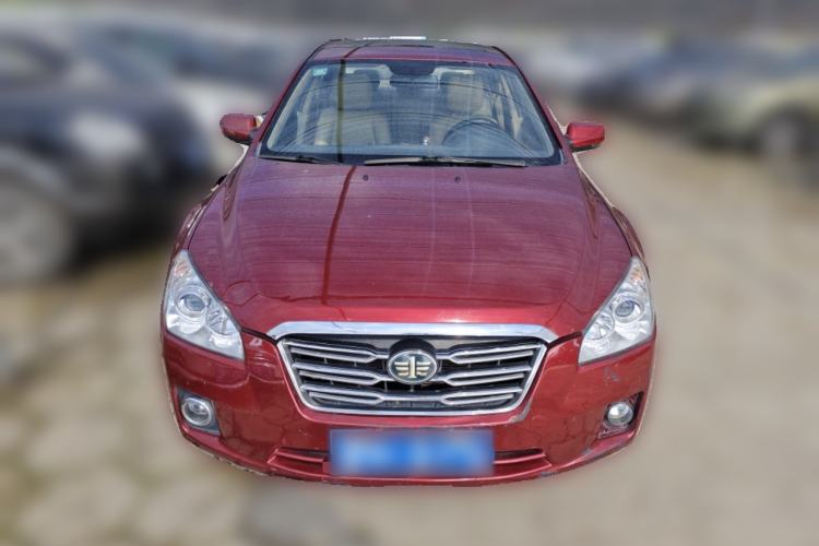 Used Bestune B50 2012 1.6L automatic with sunroof