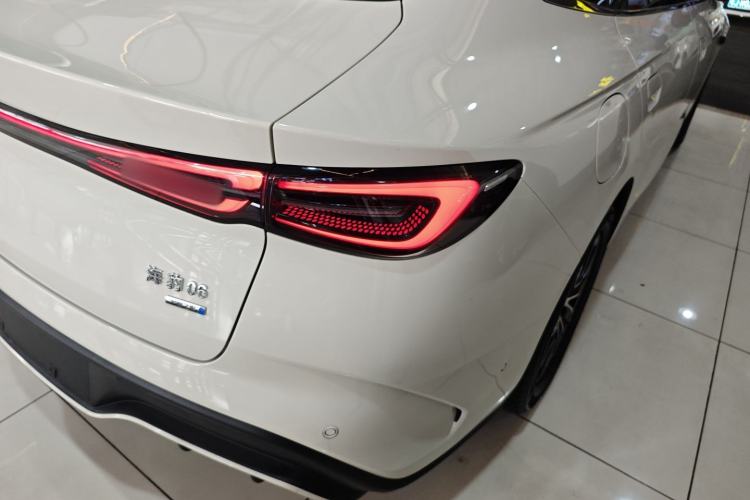 Used BYD Seal 06 New Energy 2025 DM-i Smart Drive 120KM Deluxe Model Right Rear Taillight