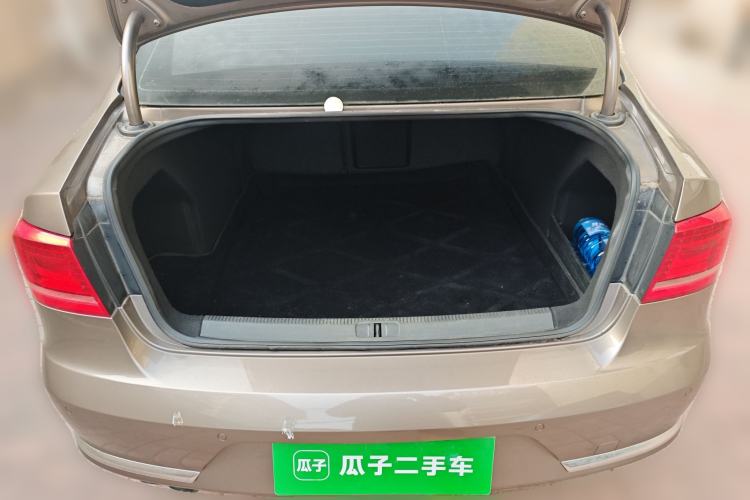 Used Volkswagen Magotan 2012 Revised 1.8TSI Luxury Version