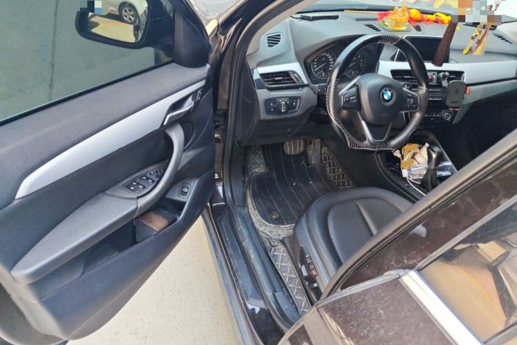 Used BMW X1 2018 sDrive20Li Leading Model
