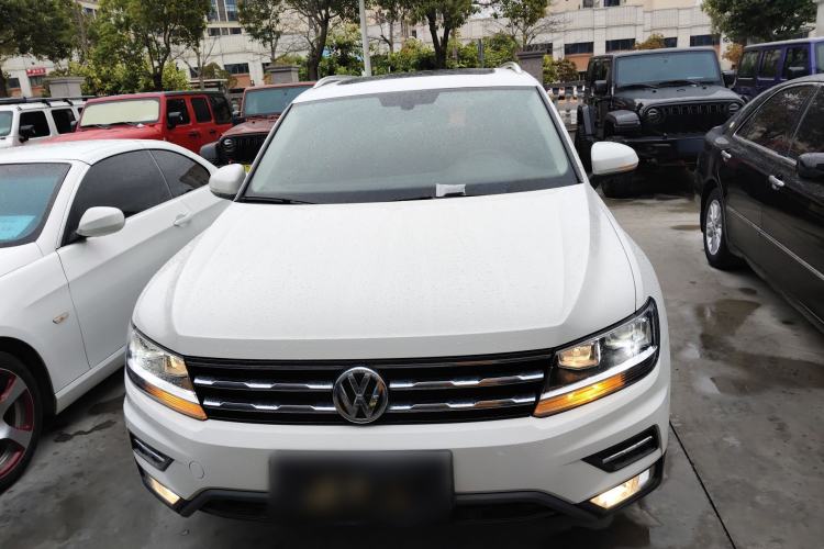 Used Volkswagen Tiguan L 2019 330TSI Automatic Two-Wheel Drive Smart Luxury Version China V Emission Standard