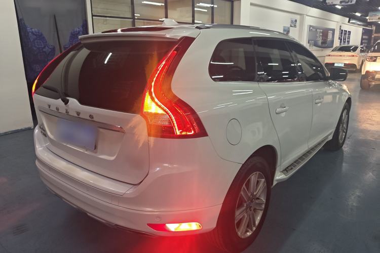 Used Volvo XC60 2017 T5 AWD Smart Upgrade Edition