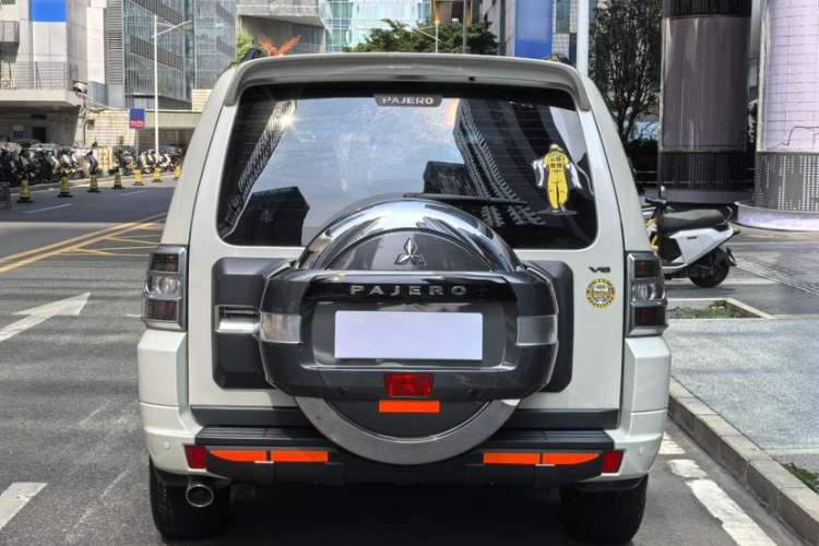 Used Mitsubishi Pajero 2019 3.0L Automatic Comfort Edition