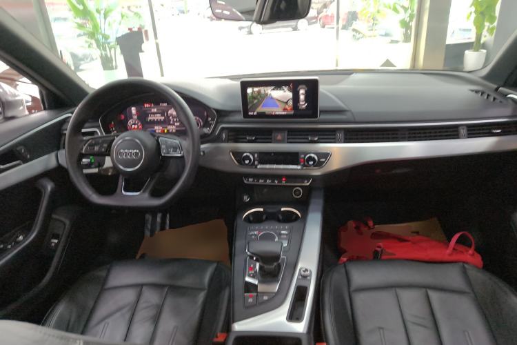 Used Audi A4L 2019 40 TFSI Fashion Edition China VI Emission Standard
