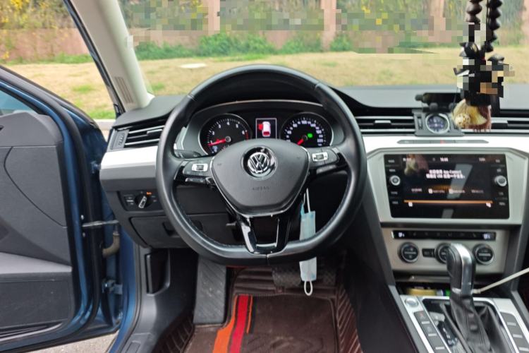 Used Volkswagen Variant 2018 380TSI Two-Wheel Drive Comfort Edition