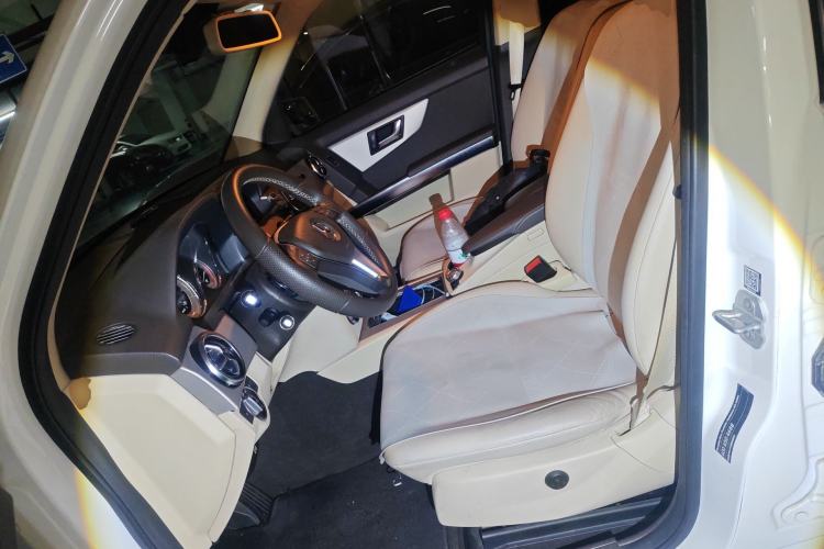 Used Mercedes-Benz GLK-Class 2013 GLK 300 4MATIC Dynamic Sunroof Model