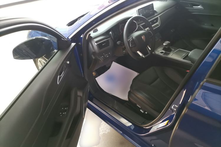 Used Hongqi H5 2022 Classic Model 1.8T Automatic Smart Connect Flagship Edition